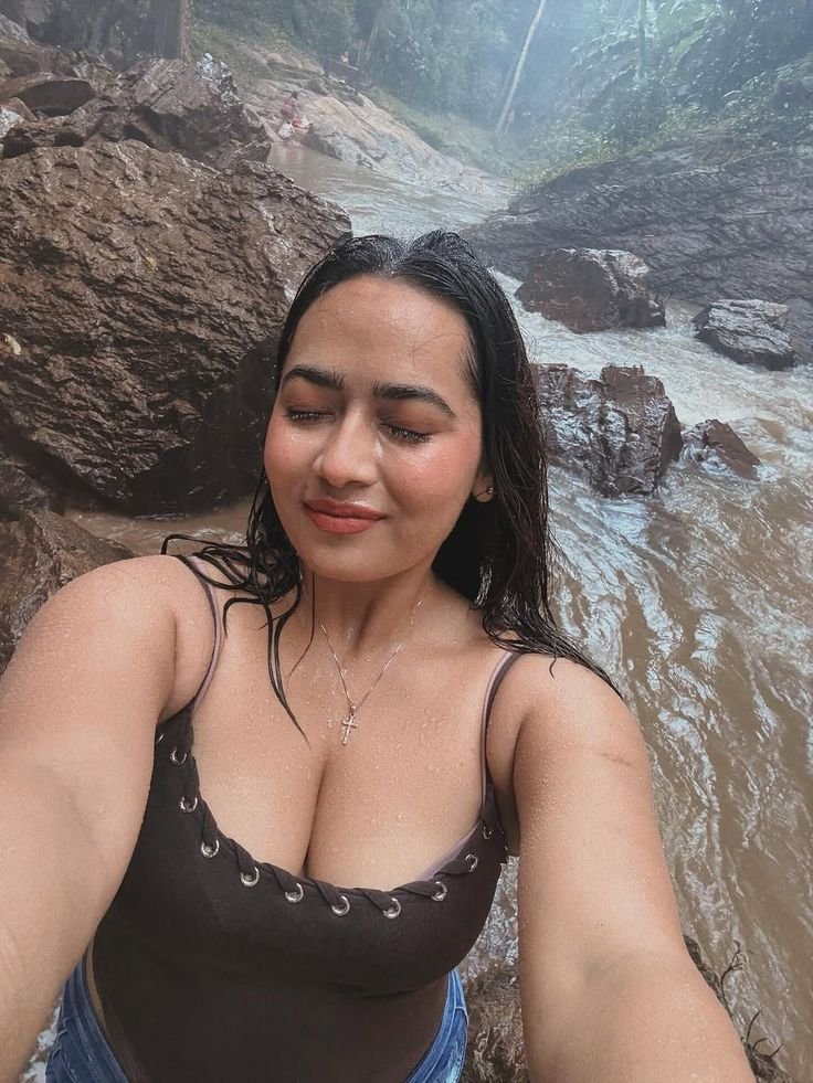 Elegant Companion Girl Available in Almora