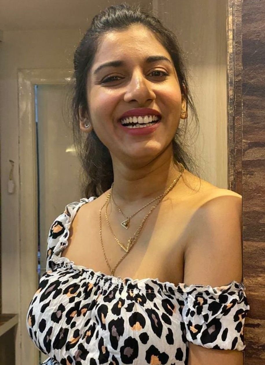 Lovely Service Available Now in Aligarh